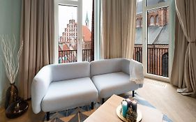 Redstone Apartments & Boutique Suites